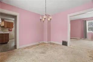 992 Mill St, Conneaut, OH 44030 - Photo 9