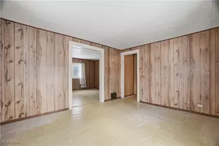 992 Mill St, Conneaut, OH 44030 - Photo 17