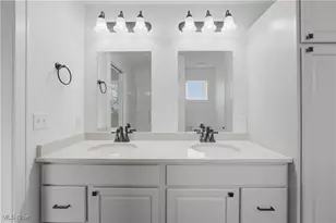 2630 Squirrel Hollow St NE, Canton, OH 44704 - Photo 27