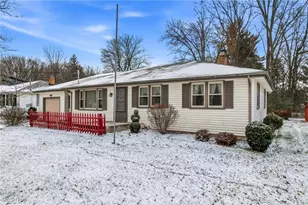 250 E Manor Ave, Struthers, OH 44471 - Photo 3