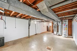 250 E Manor Ave, Struthers, OH 44471 - Photo 23