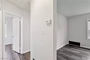 244 E Catawba Ave, Akron, OH 44301 - Photo 19