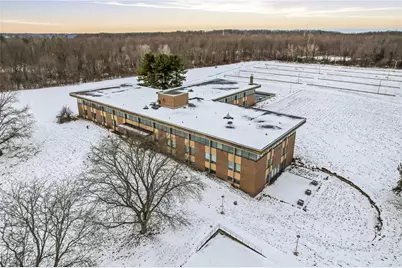 1610 Hubbard Thomas Road, Hubbard, OH 44425 - Photo 9