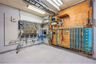 1610 Hubbard Thomas Road, Hubbard, OH 44425 - Photo 21