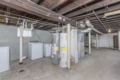 9905 Lamontier Avenue, Loveland, OH 44104 - Photo 23