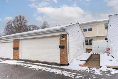 2043 Carlile Drive #109, Uniontown, OH 44685 - Photo 3