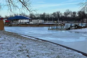 915 Nautical Dr, Vermilion, OH 44089 - Photo 9