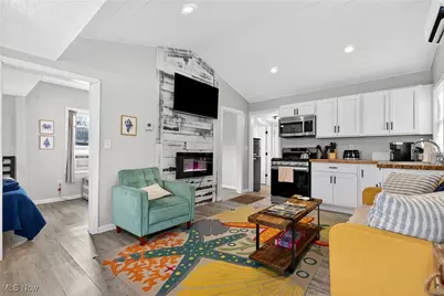 4849 Presidential Drive, Geneva on the Lake, OH 44041 - Photo 3