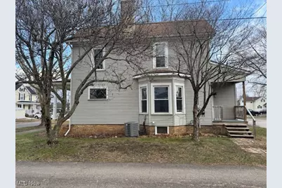 214 W 7th Street, Uhrichsville, OH 44683 - Photo 3