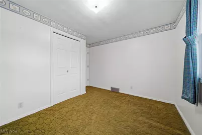 2538 Ironstone Street NE, Canton, OH 44705 - Photo 31