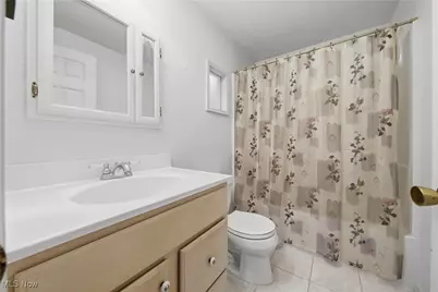 2538 Ironstone Street NE, Canton, OH 44705 - Photo 25