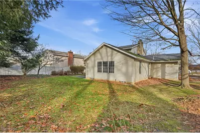 2538 Ironstone Street NE, Canton, OH 44705 - Photo 47