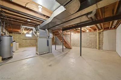 2538 Ironstone Street NE, Canton, OH 44705 - Photo 35