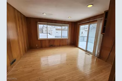 2413 Elmdale Road, University Heights, OH 44118 - Photo 5