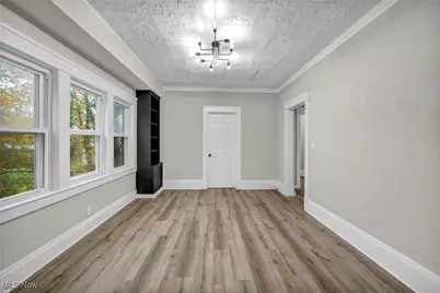 3147 Whitethorn Road, Cleveland Heights, OH 44118 - Photo 9