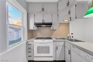 2101 Elbur Ave, Oakwood, OH 44107 - Photo 11