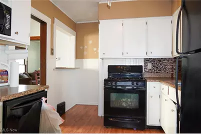 48 20th Street SW, Barberton, OH 44203 - Photo 9