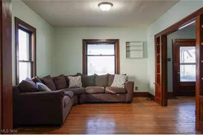 48 20th Street SW, Barberton, OH 44203 - Photo 5