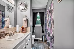 412 Stevenson Ave, Akron, OH 44312 - Photo 29