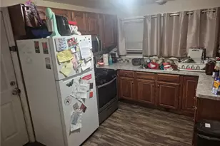 699 Irving Park Blvd, Sheffield Lake, OH 44054 - Photo 9