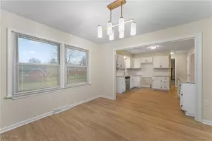 640 Matawan Ave, Campbell, OH 44405 - Photo 5