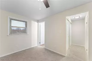 640 Matawan Ave, Campbell, OH 44405 - Photo 13