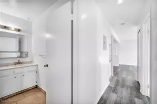 8381 N Akins Rd, North Royalton, OH 44133 - Photo 17