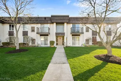 8381 N Akins Road #H-7, North Royalton, OH 44133 - Photo 1