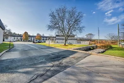 8381 N Akins Road #H-7, North Royalton, OH 44133 - Photo 27