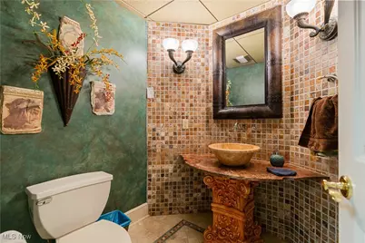 6907 Glengarry Avenue NW, Canton, OH 44718 - Photo 35