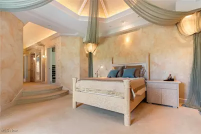 6907 Glengarry Avenue NW, Canton, OH 44718 - Photo 21