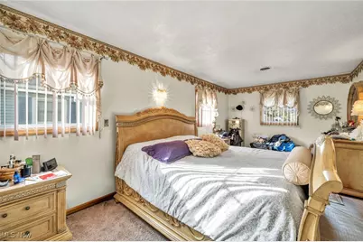 2208 Willowrow Avenue NE, Canton, OH 44705 - Photo 19