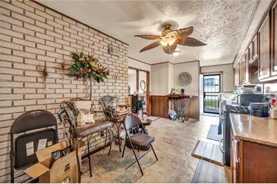 2208 Willowrow Avenue NE, Canton, OH 44705 - Photo 11