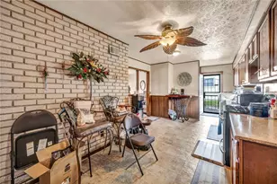 2208 Willowrow Ave NE, Canton, OH 44705 - Photo 11