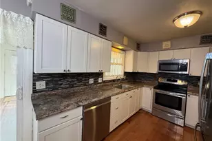 156 Mayfair St, Weirton, WV 26062 - Photo 15