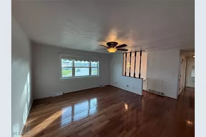 156 Mayfair Street, Weirton, WV 26062 - Photo 5