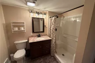 156 Mayfair St, Weirton, WV 26062 - Photo 35