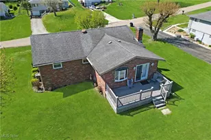 220 Bantam Ridge Ct, Wintersville, OH 43953 - Photo 5