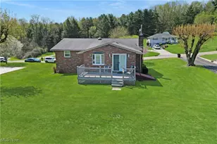 220 Bantam Ridge Ct, Wintersville, OH 43953 - Photo 3