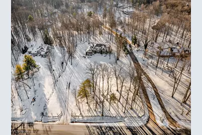 10242 Pinecrest Road, Concord, OH 44077 - Photo 7