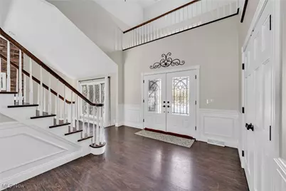 10242 Pinecrest Road, Concord, OH 44077 - Photo 9