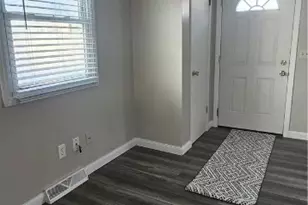 2046 Homewood Dr, Lorain, OH 44055 - Photo 5