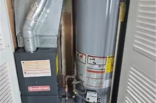 2046 Homewood Dr, Lorain, OH 44055 - Photo 17