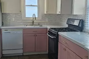 2046 Homewood Dr, Lorain, OH 44055 - Photo 11