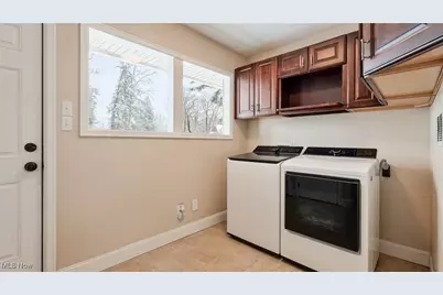 2835 West Drive, Zanesville, OH 43701 - Photo 37