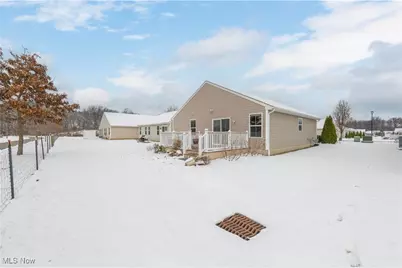 373 Pebble Creek Court, Amherst, OH 44001 - Photo 39