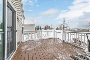 373 Pebble Creek Ct, Amherst, OH 44001 - Photo 37