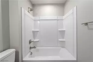 373 Pebble Creek Ct, Amherst, OH 44001 - Photo 11