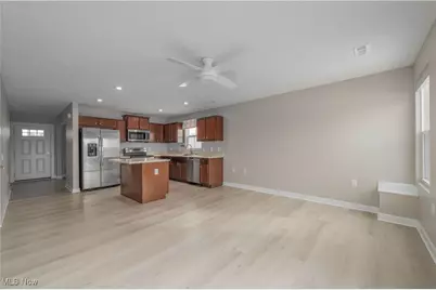 373 Pebble Creek Court, Amherst, OH 44001 - Photo 19