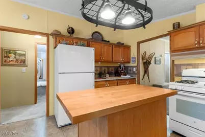 131 Birchbark Drive, Elyria, OH 44035 - Photo 7